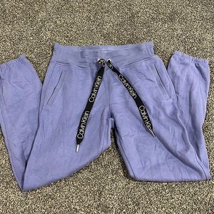 Calvin Klein women S jogger sweatpants periwinkle blue pockets & drawstring tie